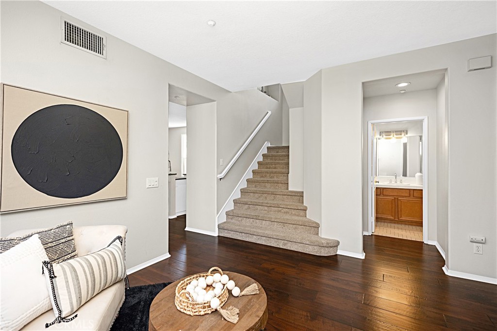 22 Amesbury Court Property Photo 3