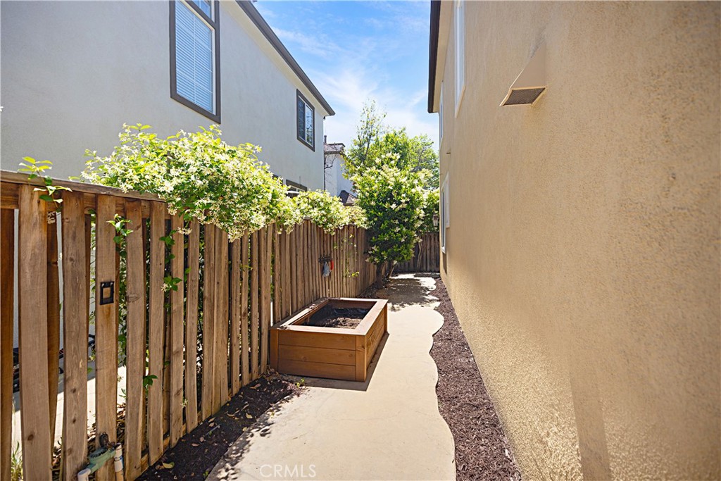 22 Amesbury Court Property Photo 19