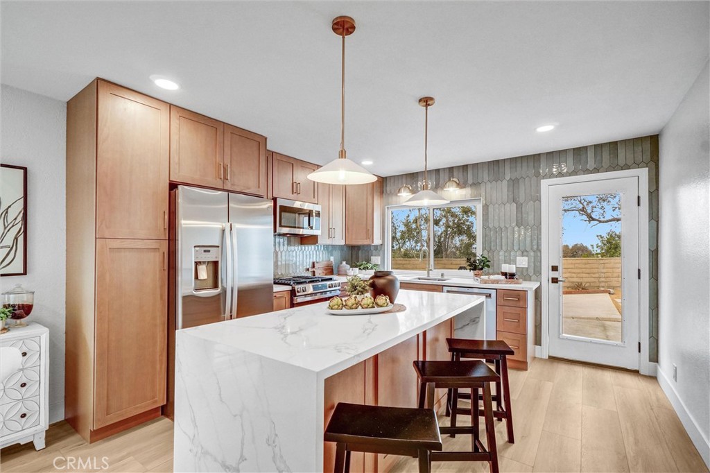 22707 Via Santa Rosa Property Photo