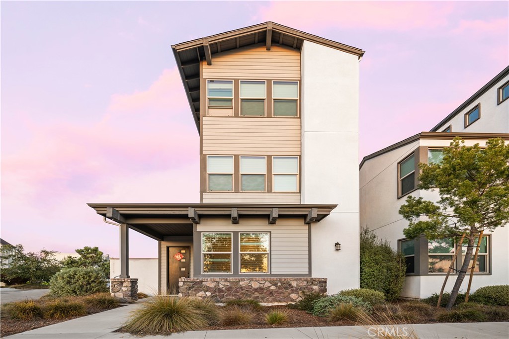 751 Benchmark Property Photo