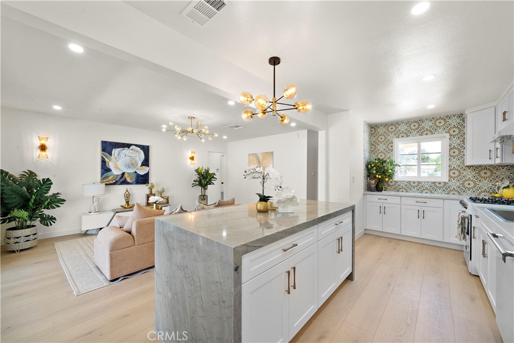 13112 Palomar Street Property Photo