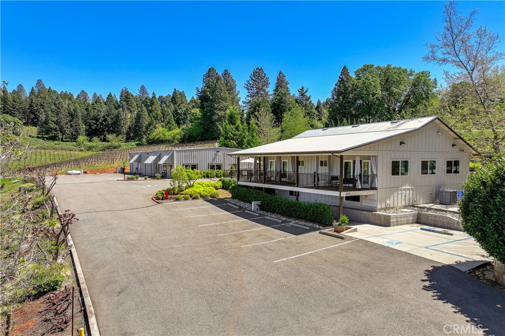2875 Larsen Drive