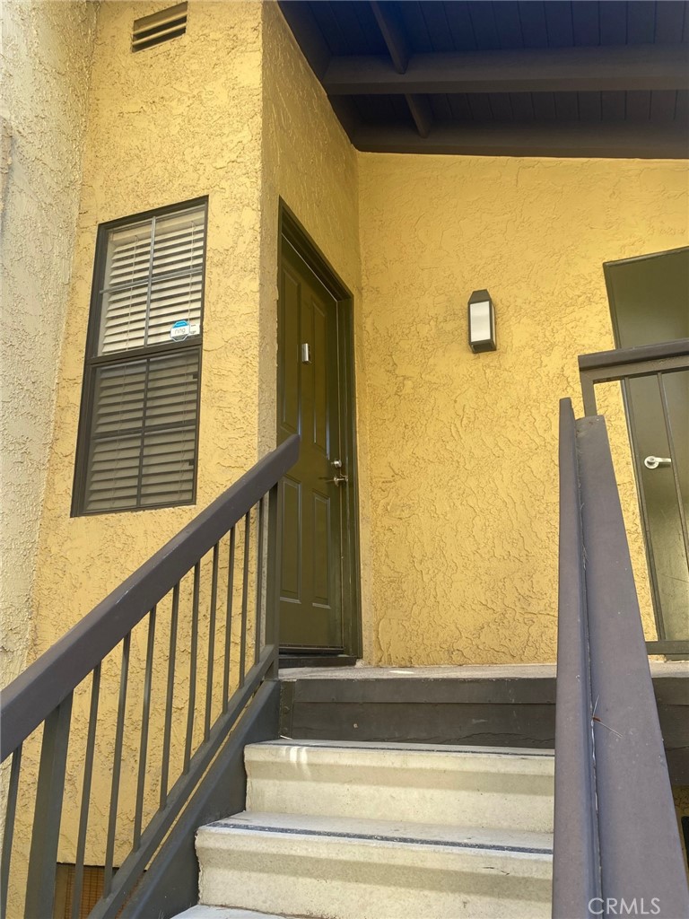 25641 Indian Hill Lane C Property Photo 1