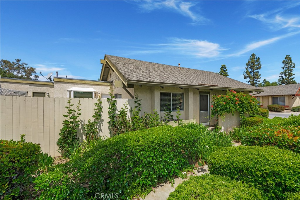 22986 Caminito Regalo 92 Property Photo