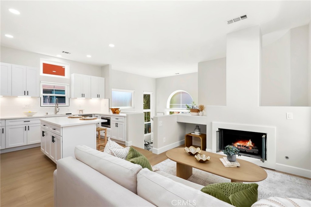21 Medici Aisle Property Photo 1
