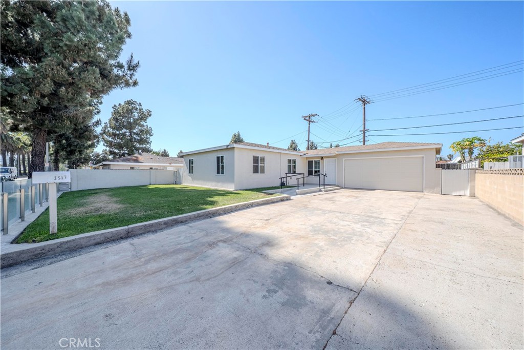 1517 W Romneya Drive Property Photo