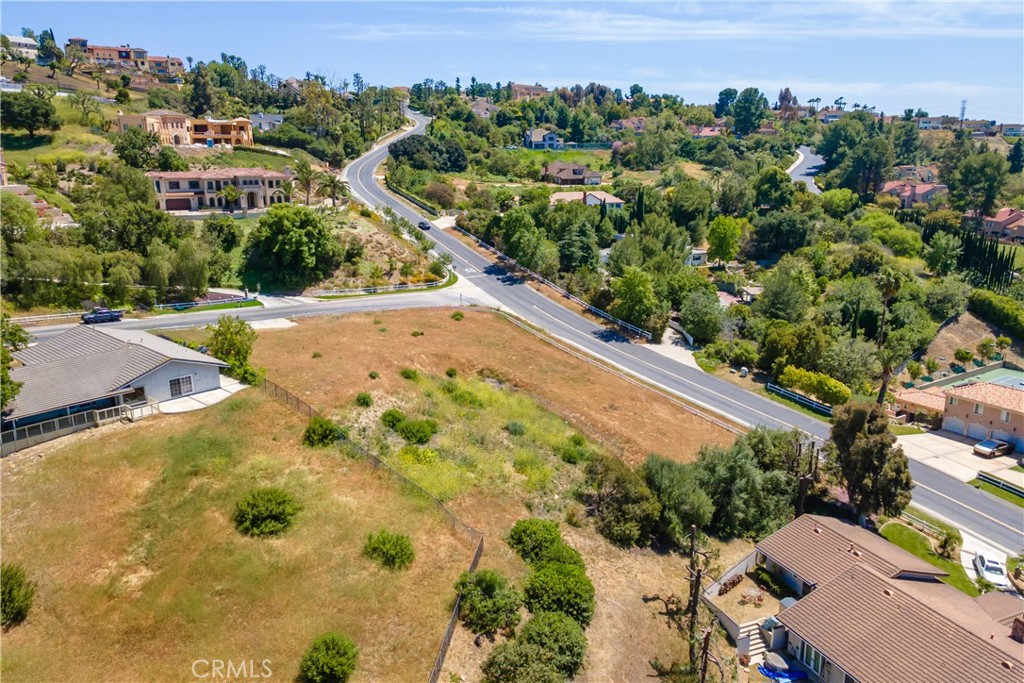 2887 Shadow Canyon Road Property Photo 10