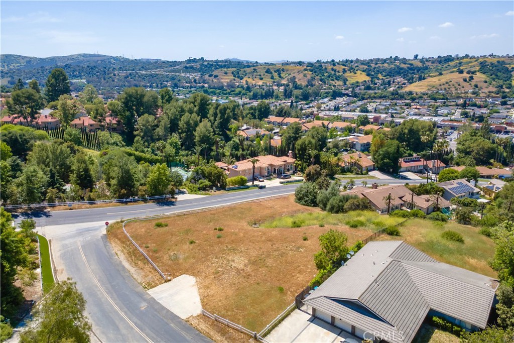 2887 Shadow Canyon Road Property Photo 12