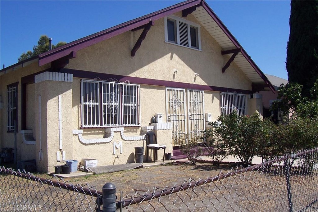 7100 S Figueroa Street Property Photo