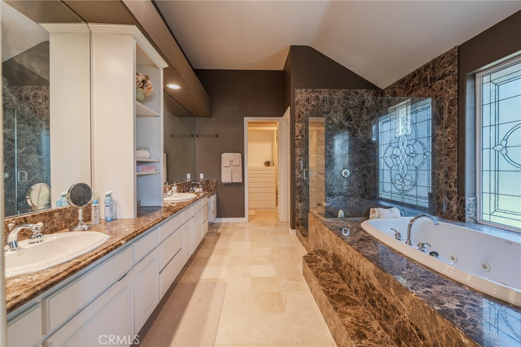 435 S Estate Drive Property Photo 37