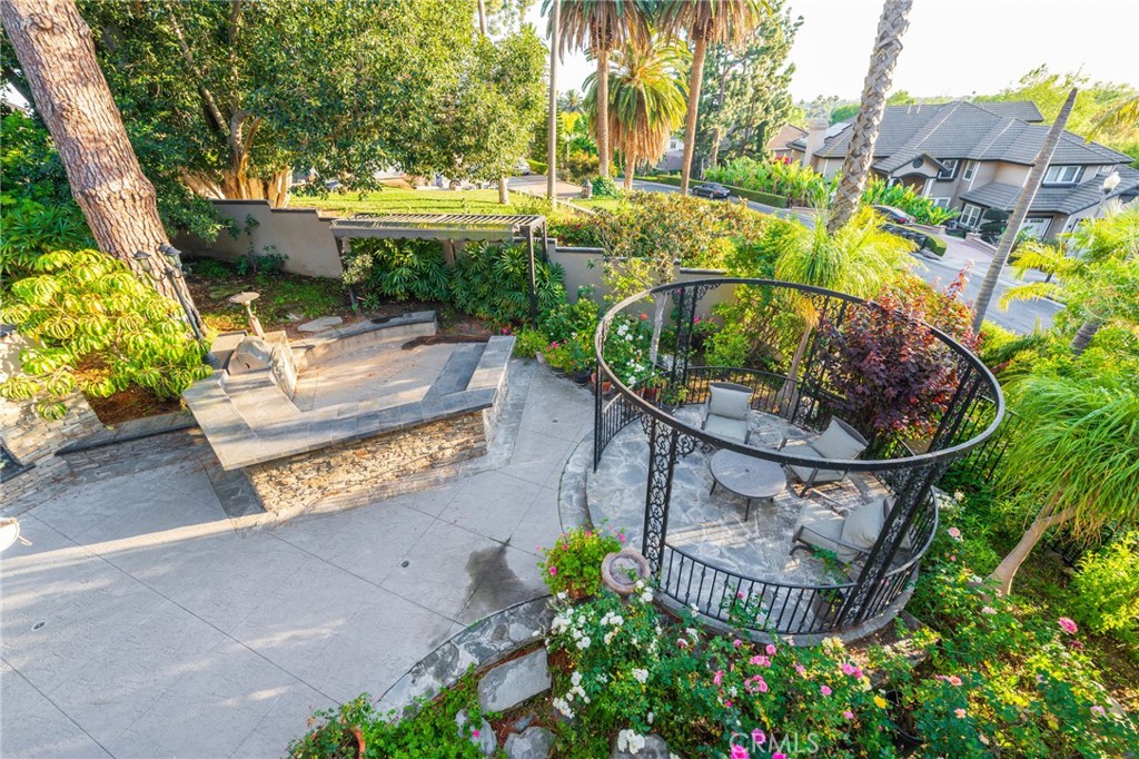 435 S Estate Drive Property Photo 44