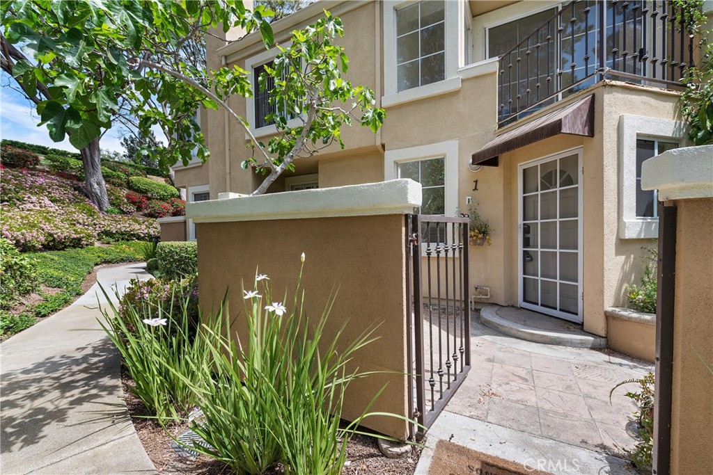 1 Overture Lane Property Photo 1
