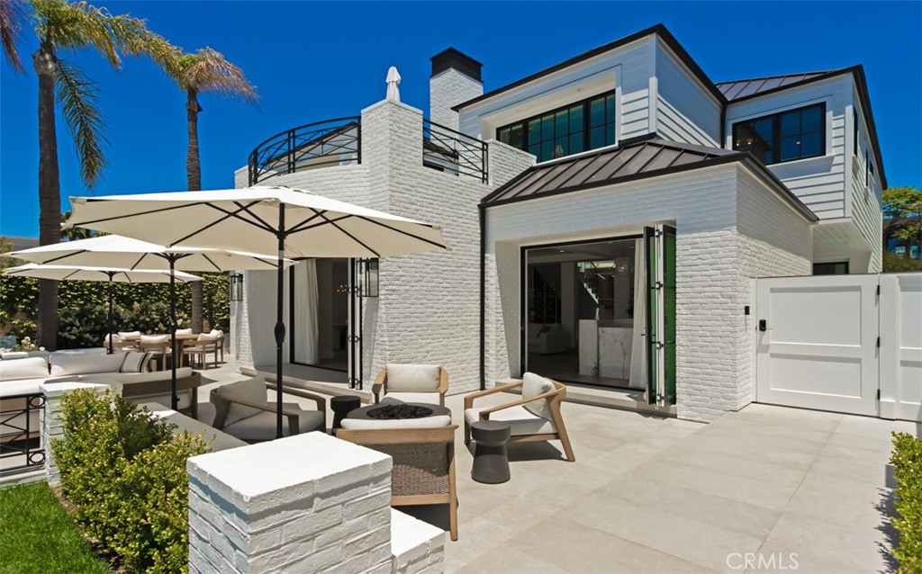 2401 Bayshore Drive Property Photo 4