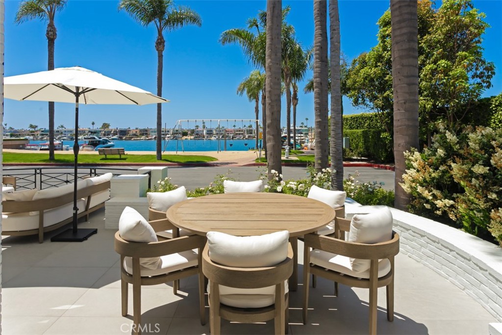 2401 Bayshore Drive Property Photo 10