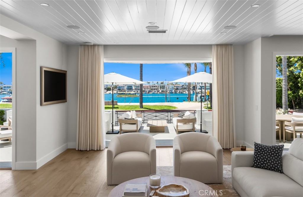 2401 Bayshore Drive Property Photo 16