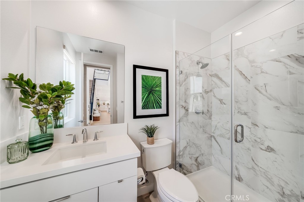 301 Brackens Property Photo 3