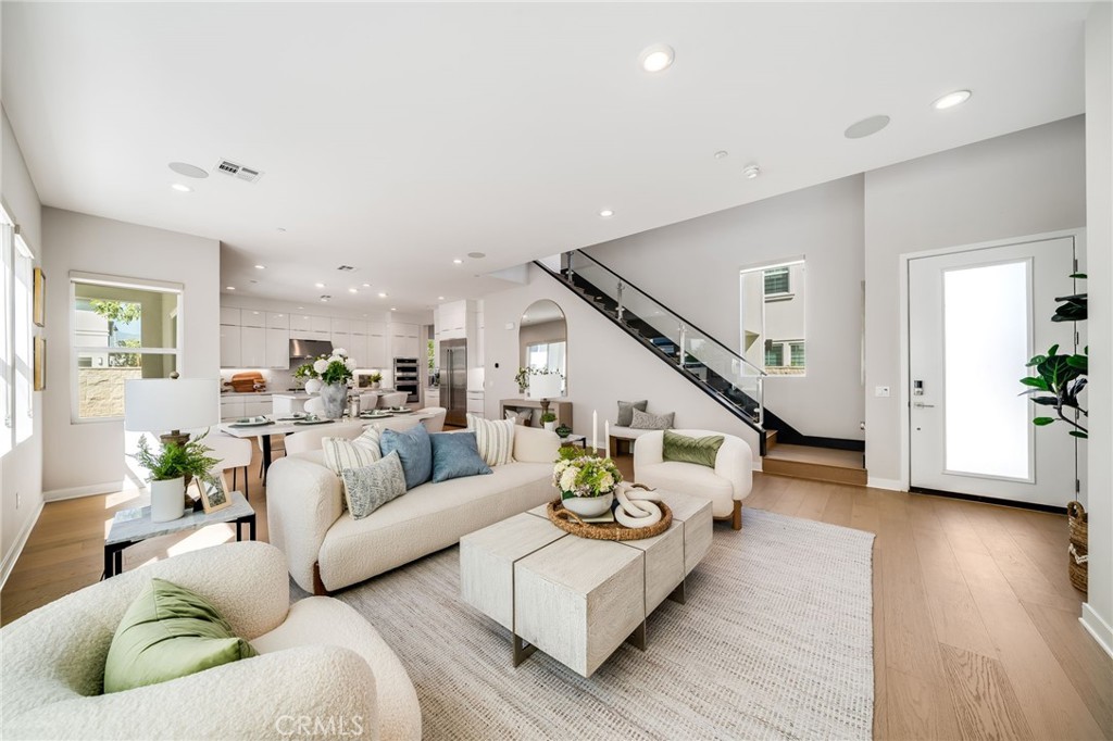 301 Brackens Property Photo 5