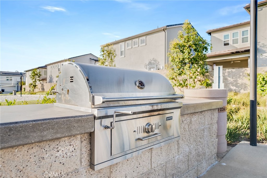 301 Brackens Property Photo 35