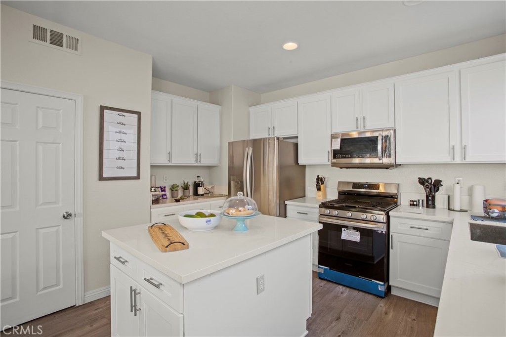 16018 Pelican Lane Property Photo 9