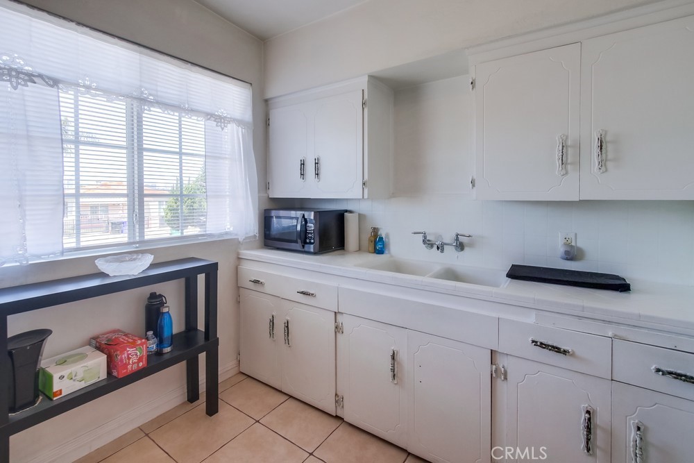 327 S 35th Street Property Photo 11