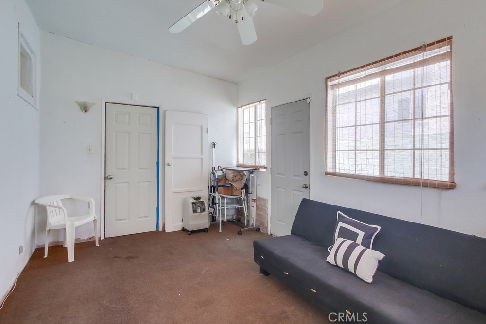 327 S 35th Street Property Photo 21