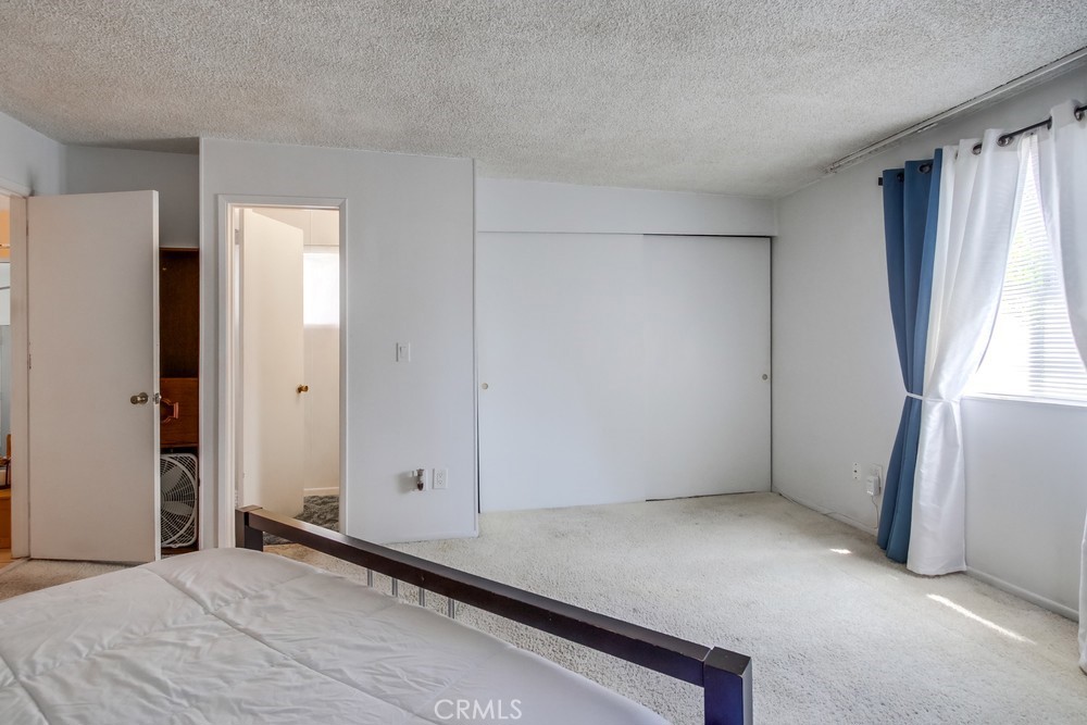 327 S 35th Street Property Photo 25