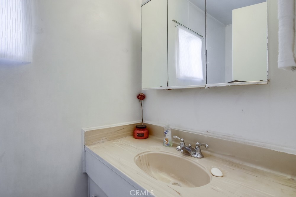 327 S 35th Street Property Photo 26