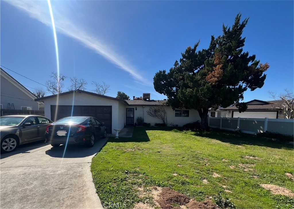 13376 Robin Court Property Photo 1