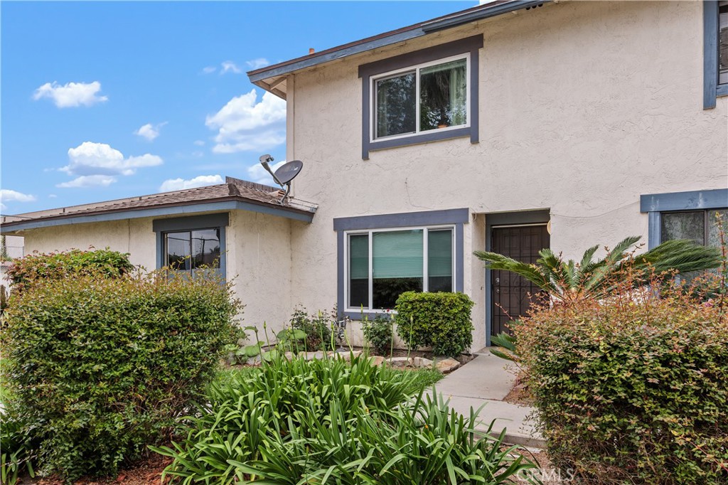 3404 Los Mochis Way Property Photo 1