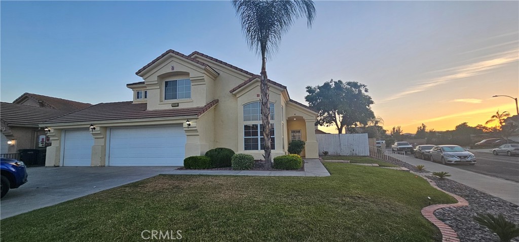 1555 Rexford Drive Property Photo 1