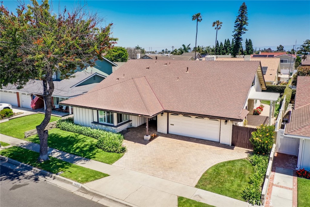 16292 Wishingwell Property Photo 1