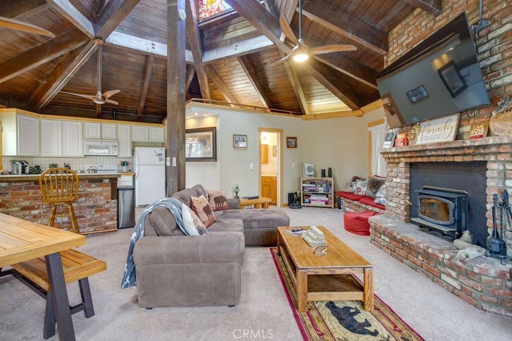 676 Butte Avenue Property Photo 5