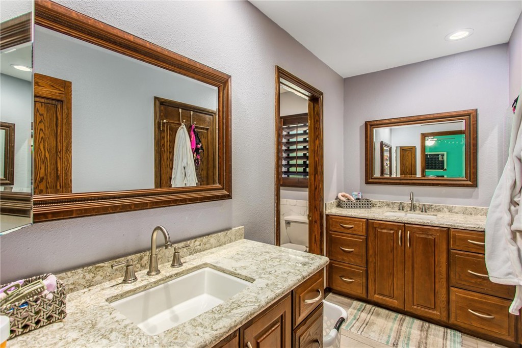639 Valley View Drive Property Photo 32