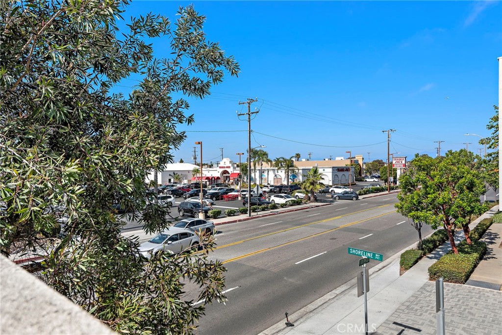 645 W 17th Street Property Photo 30