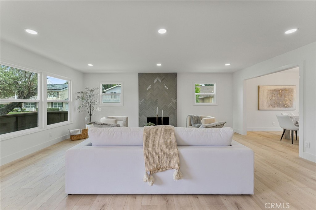 26301 Granvia Drive Property Photo 3