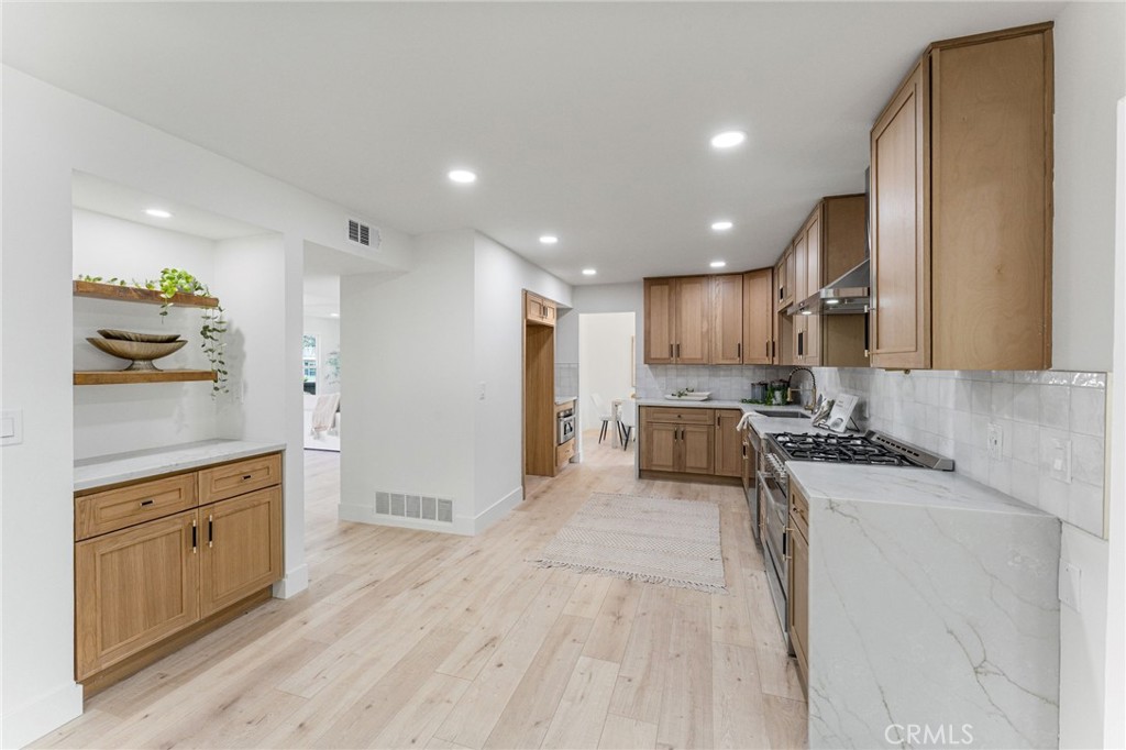 26301 Granvia Drive Property Photo 18
