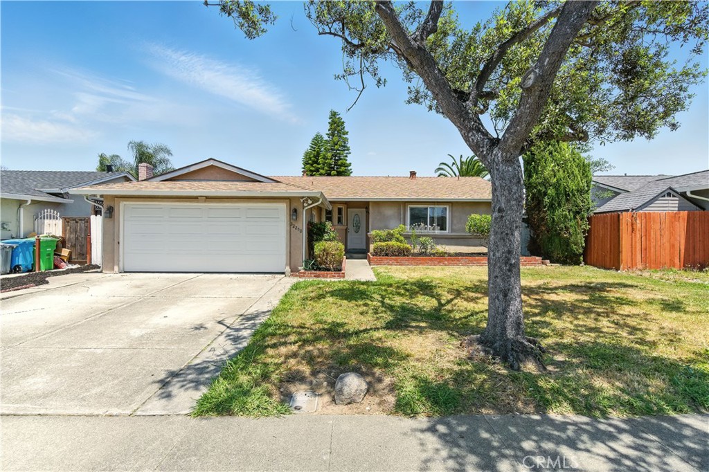 32250 Crest Lane Property Photo 1