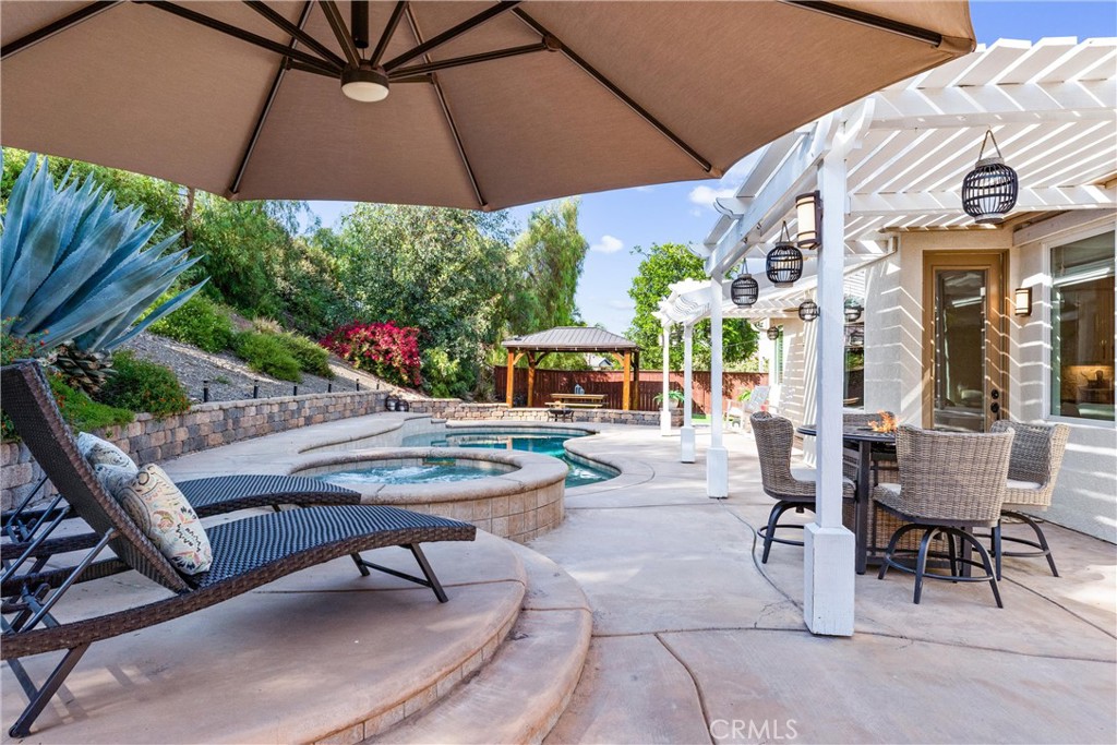23655 Aquacate Road Property Photo 1