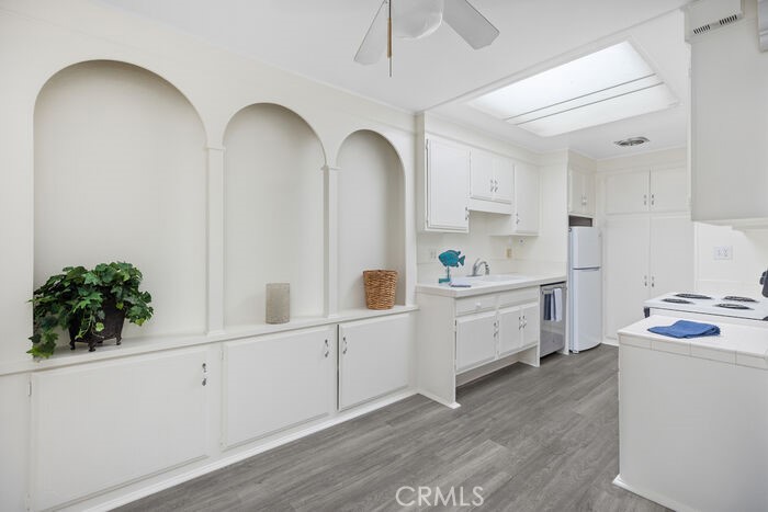 2119 Via Puerta Q Property Photo 31