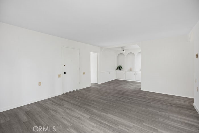 2119 Via Puerta Q Property Photo 35