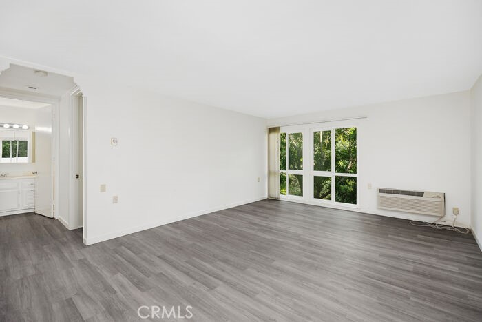 2119 Via Puerta Q Property Photo 36