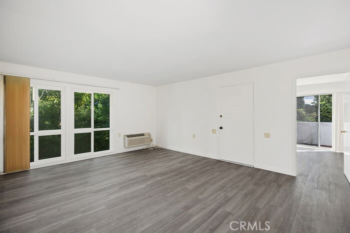 2119 Via Puerta Q Property Photo 37
