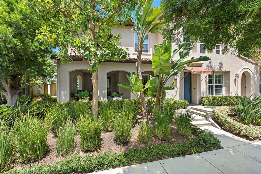 85 Reunion Property Photo 1