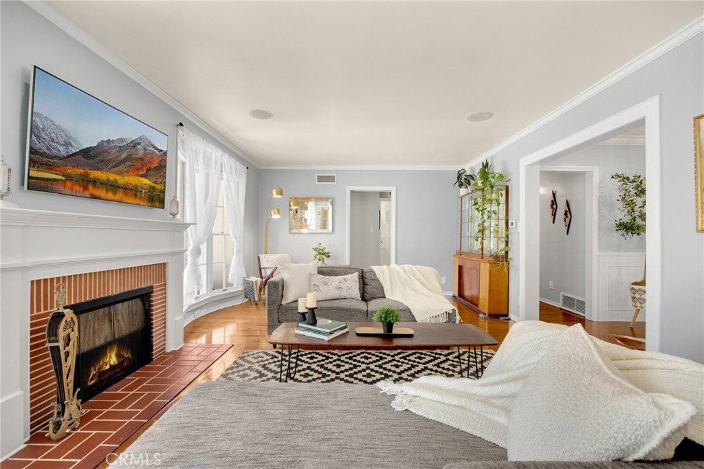 3275 N D Street Property Photo 11