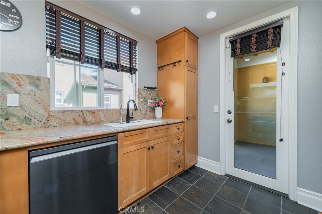 144 Coral Rose Property Photo 20