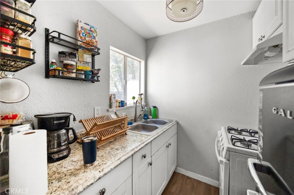 632 Leebert Way Property Photo 13