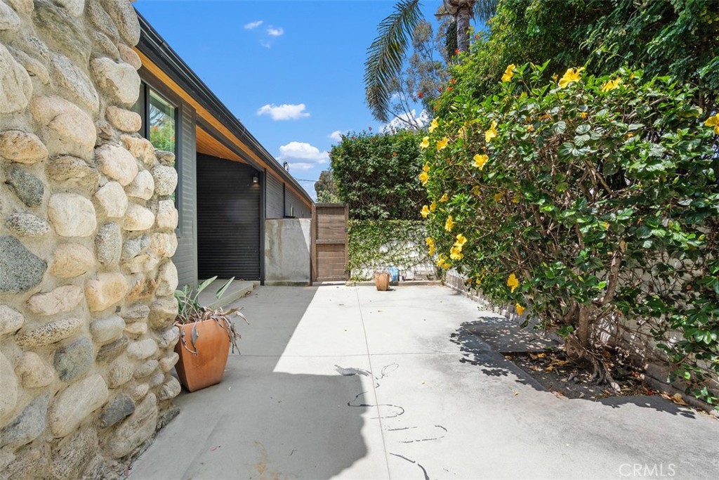 27353 Pacific Coast Highway Property Photo 11