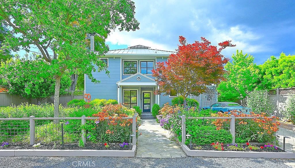 2031 Adams Street Property Photo 1