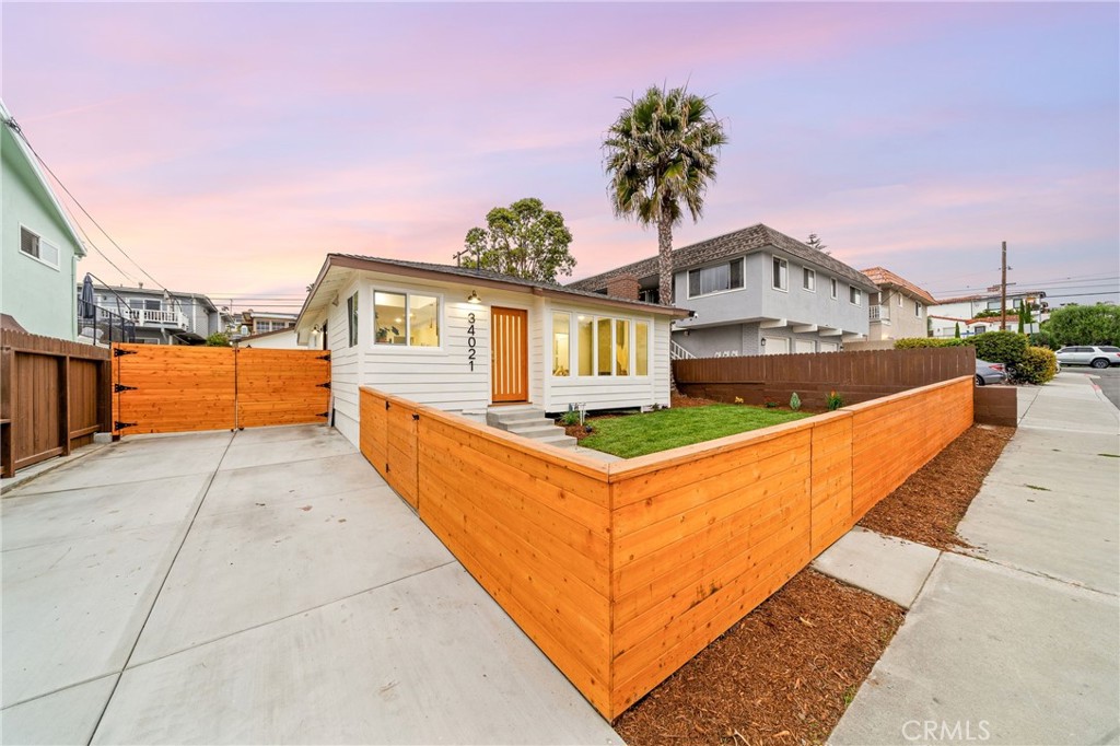 34021 La Serena Drive Property Photo 1