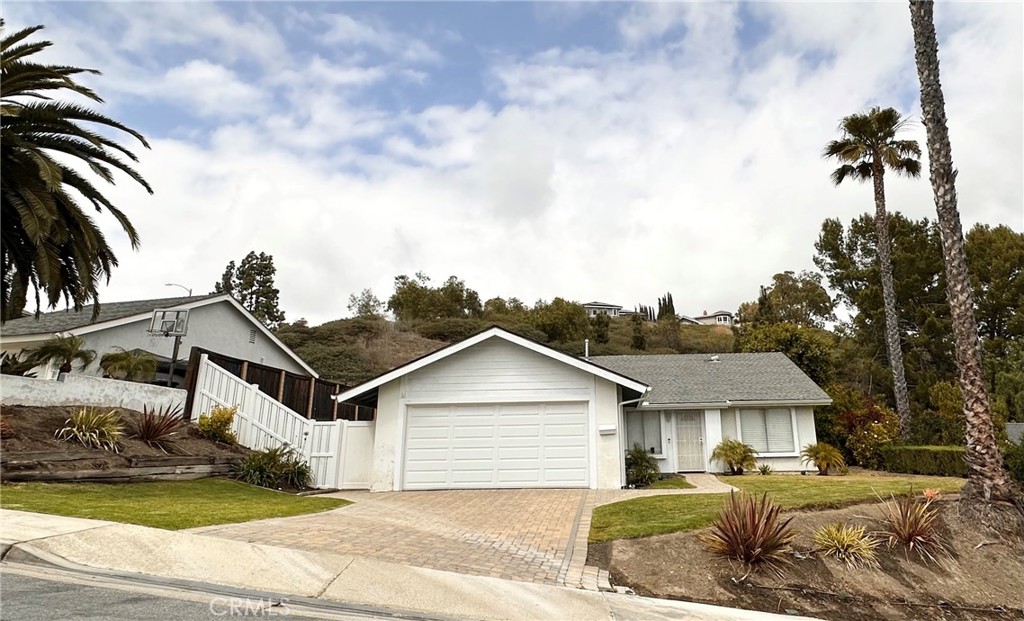 28802 El Canto Drive Property Photo 1